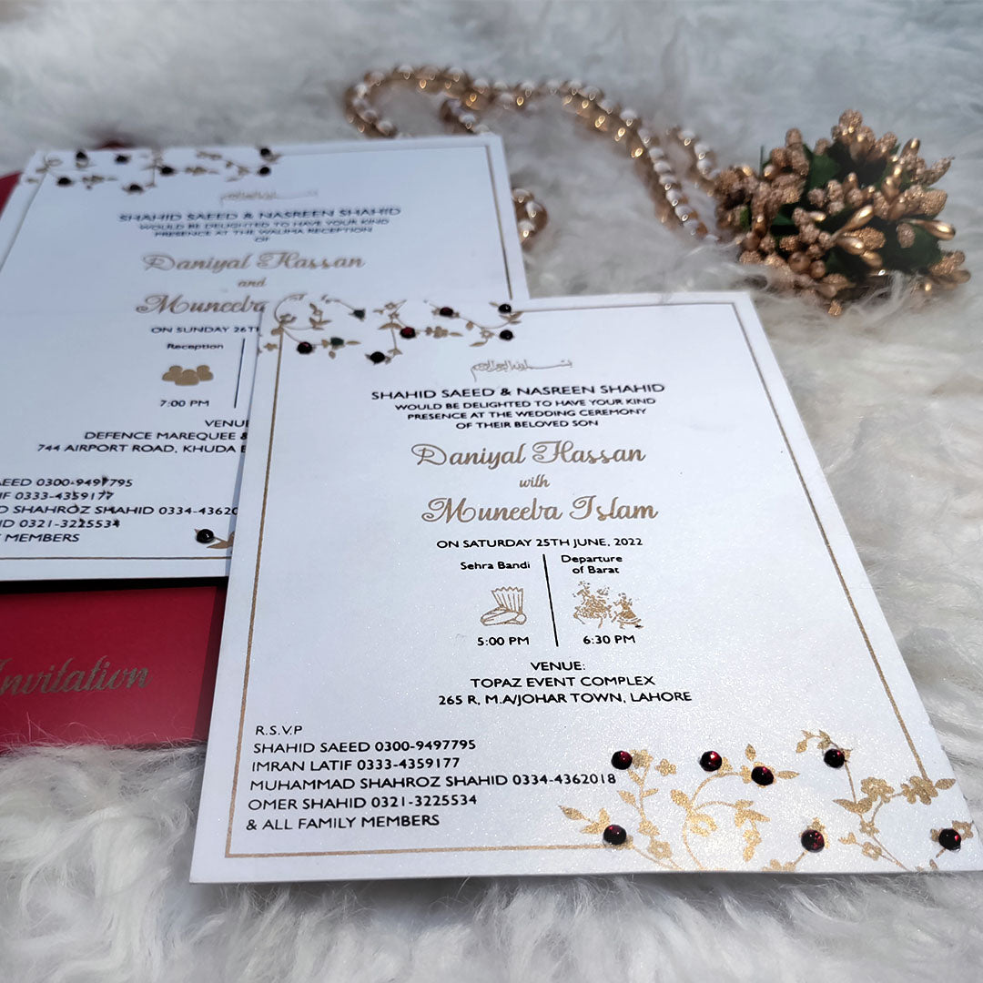 Chic Floral-Themed Wedding Invitation – Minimal Elegance with Glamorous Pearl Shine bas